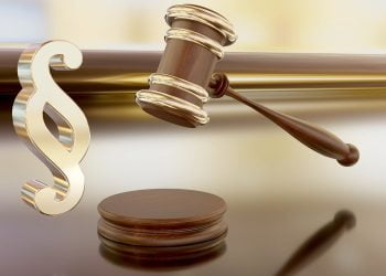 martello giudice soldi