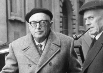Da sin.: Pietro Nenni (1891-1980) con Sandro Pertini (1896-1990) (Ansa)