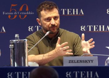 Volodymyr Zelensky, Ucraina