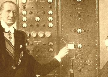 Marconi e Pio XI inaugurano la Radio Vaticana il 12 febbraio 1931