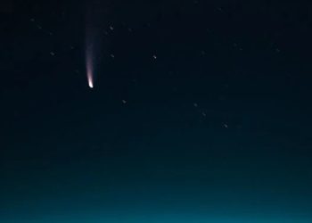 Asteroide nello spazio (Fonte: Pexels)