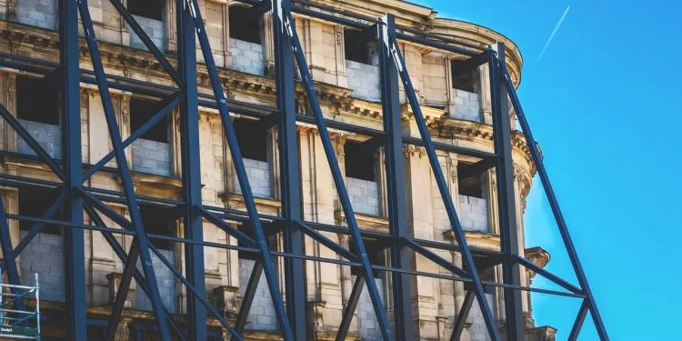 Edificio in ristrutturazione