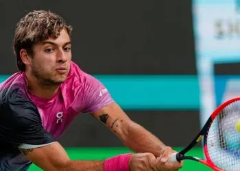 Flavio Cobolli, qui nel torneo Atp Shanghai 2024 (Foto ANSA)