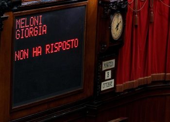Votazione a Montecitorio (Ansa)