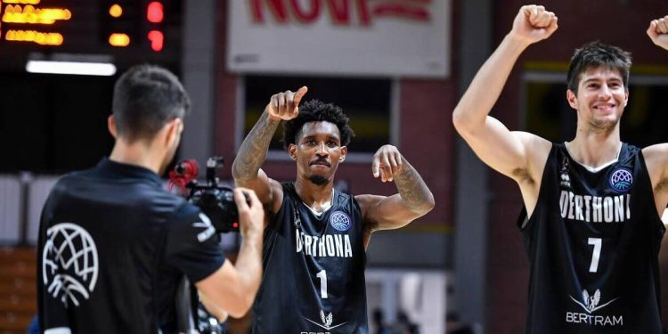 Video Tortona Manresa - La Bertram Tortona in Champions League (da facebook.com/DerthonaBasket)