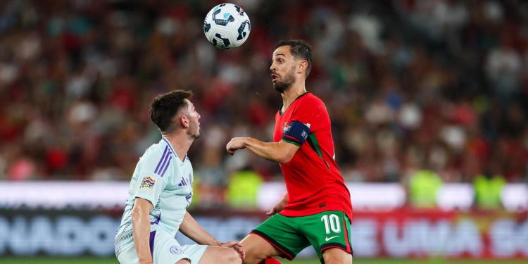 Bernardo Silva e Billy Gilmour in Portogallo Scozia (Foto ANSA)