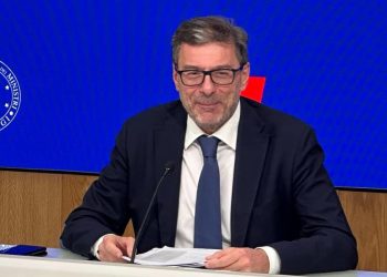 Giorgetti, conferenza sulla Manovra
