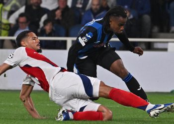 Ademola Lookman e William Saliba in Atalanta Arsenal (Foto ANSA)