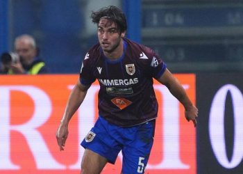 Alessandro Sersanti in azione con la Reggiana (da facebook.com/(acreggiana1919official)