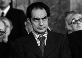 Italo Calvino (1923-1985) nel 1972 a Roma (Ansa)