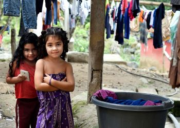 Nelle "invasiones" di Quito, Ecuador (foto Avsi)