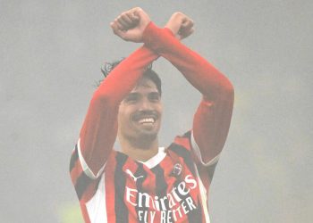 Tijjani Reijnders esulta per un gol con il Milan (Foto ANSA)