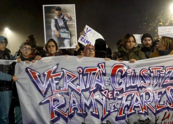 Milano, Corvetto: fiaccolata per Ramy Elgaml (Ansa)