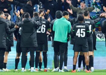 Il Sassuolo saluta i suoi tifosi (da facebook.com/officialsassuolocalcio)