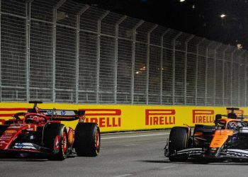 Charles Leclerc e Oscar Piastri in Formula 1 a Singapore (Foto ANSA)