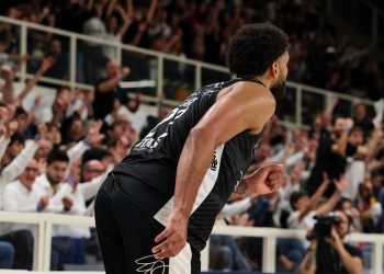 Anthony Lamb con la Dolomiti Energia Trento (da facebook.com/AquilaBasketTN)