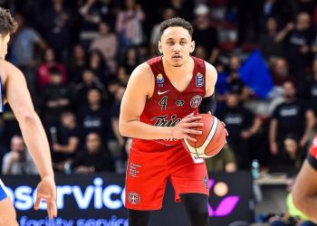 Colbey Ross con l'Allianz Trieste (da facebook.com/pallacanestrotrieste)