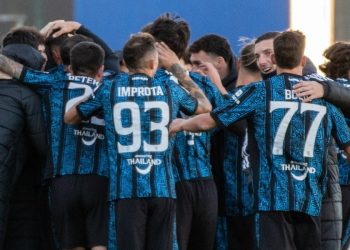 L'esultanza dei calciatori del Latina (da facebook.com/LatinaCalcio1932official)