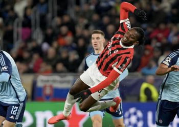 Rafael Leao con il Milan in Champions League (Foto ANSA)
