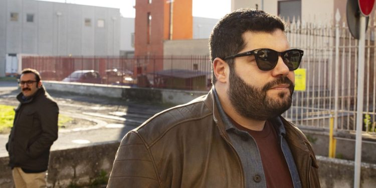 Piedone - Uno sbirro a Napoli, la serie disponibile su Sky e NOW