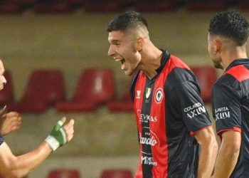 Il Campobasso esulta per un gol (da facebook.com/SerieCofficial)