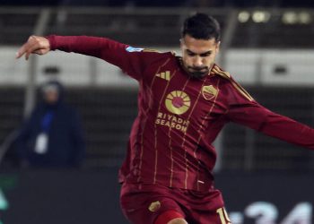 Zeki Celik con la maglia della Roma (Foto ANSA)