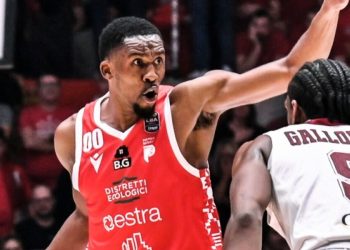 Semaj Christon con la Estra Pistoia (da facebook.com/pistoiabasket)