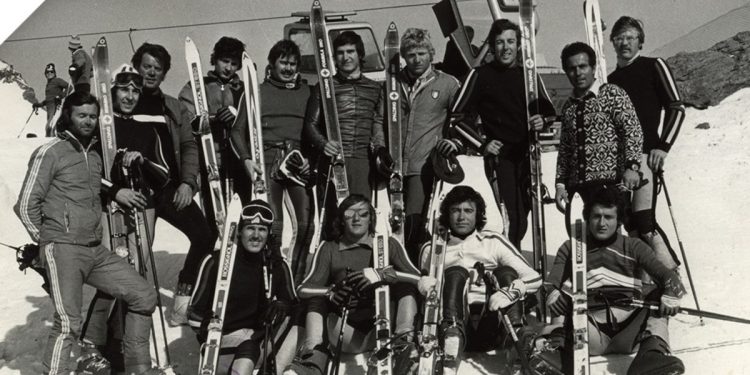 La Valanga Azzurra guidata da Mario Cotelli (da Facebook)