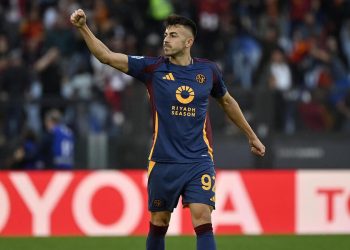 Stephan El Shaarawy esulta con la Roma (Foto ANSA)