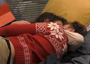 Zeudi Di Palma e Alfonso D'Apice, bacio al Grande Fratello 2024