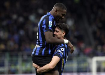 Alessandro Bastoni con Marcus Thuram, Inter (Ansa)