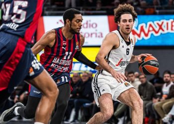 Trent Forrest e Alessandro Pajola in Baskonia Virtus Bologna (da facebook.com/VirtusSegafredoBologna)