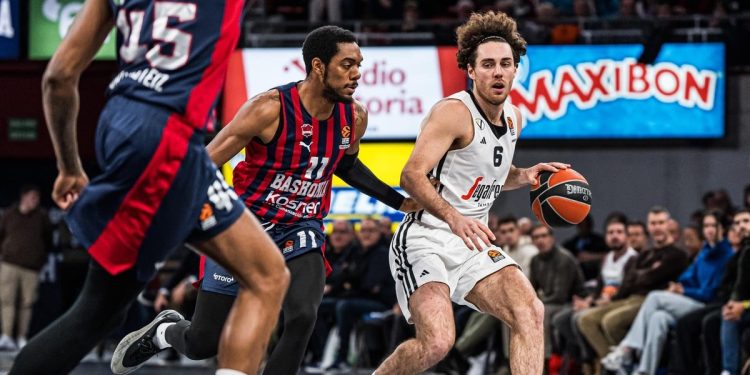 Trent Forrest e Alessandro Pajola in Baskonia Virtus Bologna (da facebook.com/VirtusSegafredoBologna)