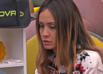 Helena Prestes ha dei dubbi su Zeudi al Grande Fratello (Screen Mediaset Infinity)