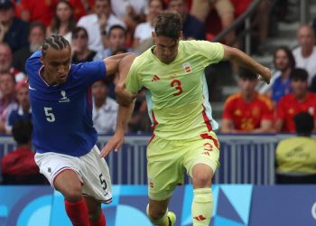 Kiliann Sildillia e Juan Miranda in Francia Spagna, finale alle Olimpiadi 2024 (Foto ANSA)