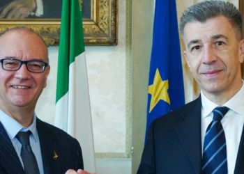 Giuseppe Valditara e Gino Cecchettin alla firma del protocollo sulla violenza contro le donne