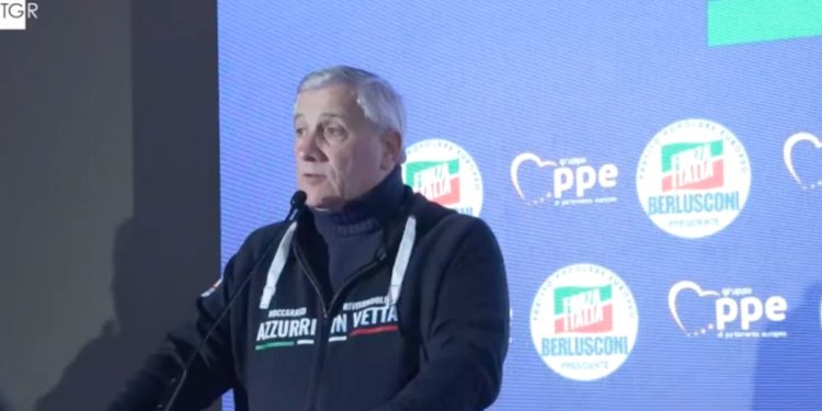 Antonio Tajani, Forza Italia