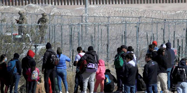 Confine migranti Usa-Messico