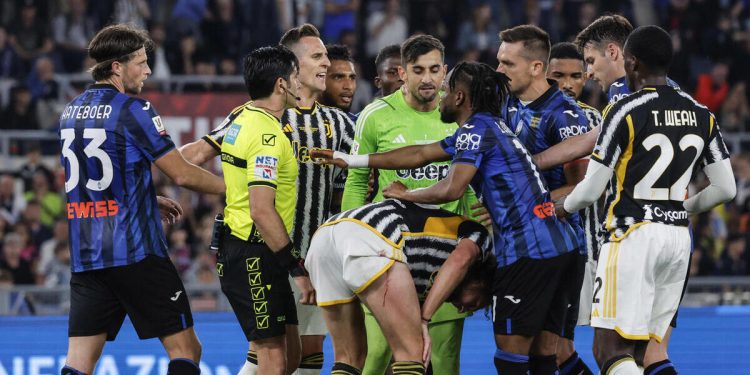 Un momento di tensione in Atalanta Juventus (Foto ANSA)