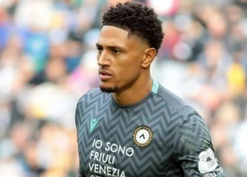 Maduka Okoye con la maglia dell'Udinese