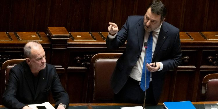 Salvini e Calderoli alla Camera
