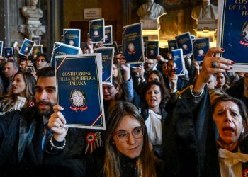 Napoli, magistrati contro il guardasigilli Carlo Nordio (Ansa)