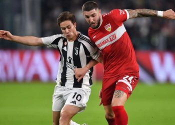 Jeff Chabot con la maglia dello Stoccarda