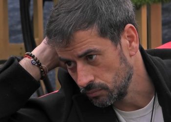 Iago Garcia sbotta contro il 'branco' al Grande Fratello (Screen Mediaset Infinity)