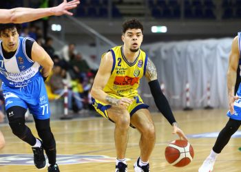 Rob Gray con la Givova Scafati (da facebook.com/SportandoIT)