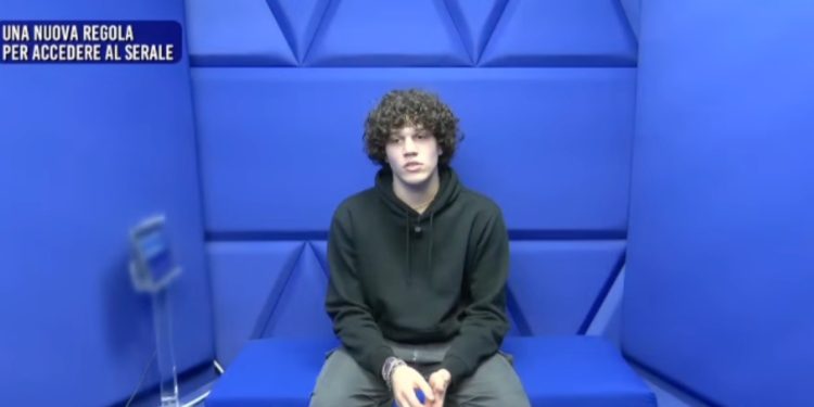 Nicolò Filippucci rinuncia alla maglia del serale di Amici 24