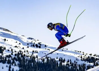 Sofia Goggia in azione in discesa (Foto ANSA)