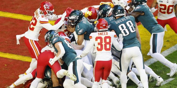 Kansas City Chiefs e Philadelphia Eagles di nuovo avversarie al Super Bowl (Foto ANSA)