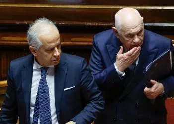 Matteo Piantedosi, ministro dell'Interno, e Carlo Nordio, ministro della Giustizia (Ansa)