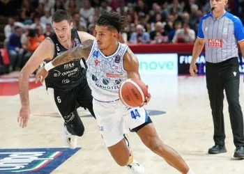 Un'immagine di Reggio Emilia Trento di Serie A1 (da facebook.com/pallacanestroreggiana)